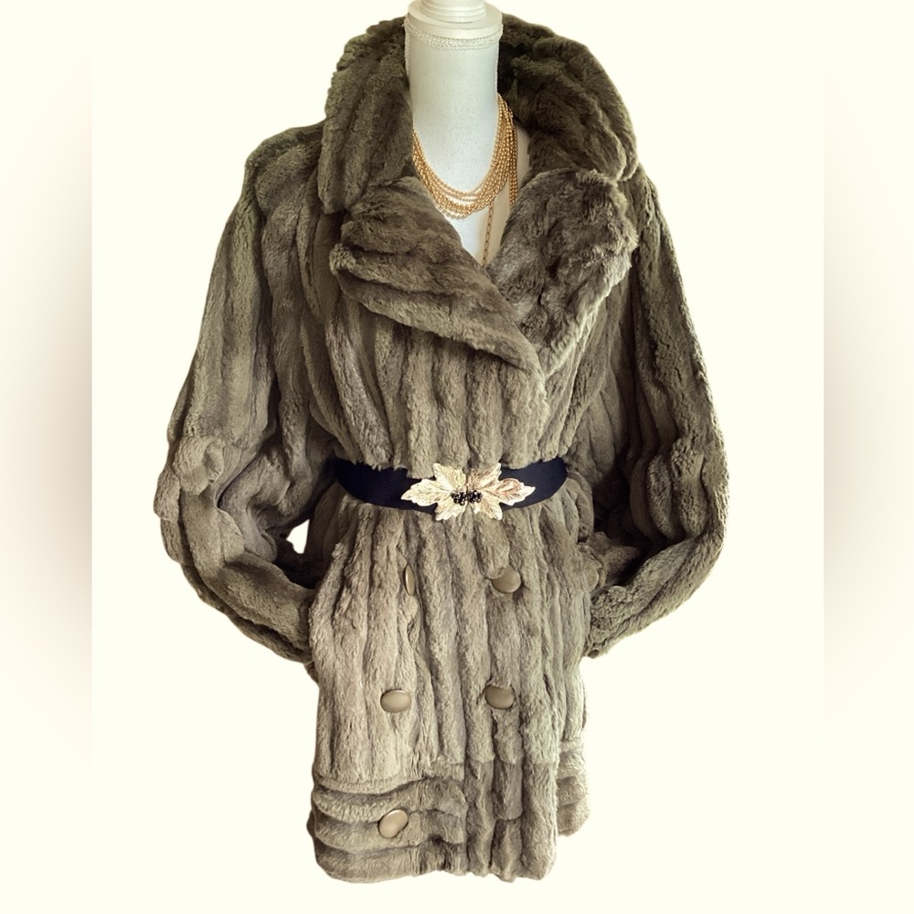 Sheared Mink Olive Green Long Jacket
(FC)